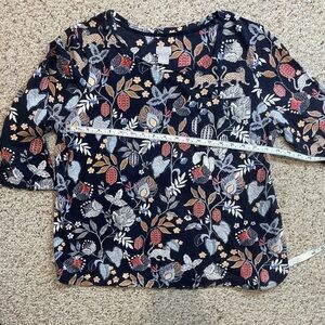 Chico’s Patterned Top with 3/4 Sleeves